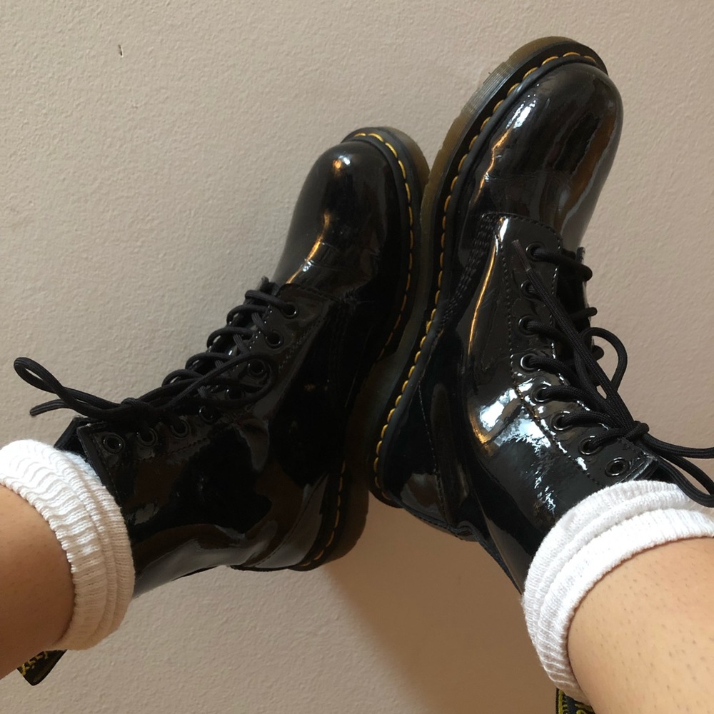 dr martens modern classics 1460 patent boots